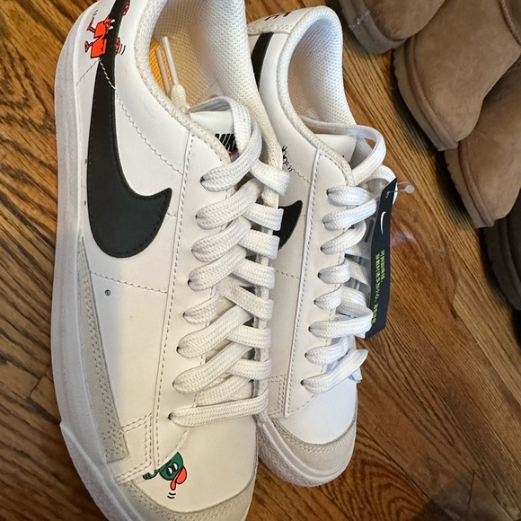 Brand new Nike Blazers - Picture 4 of 5